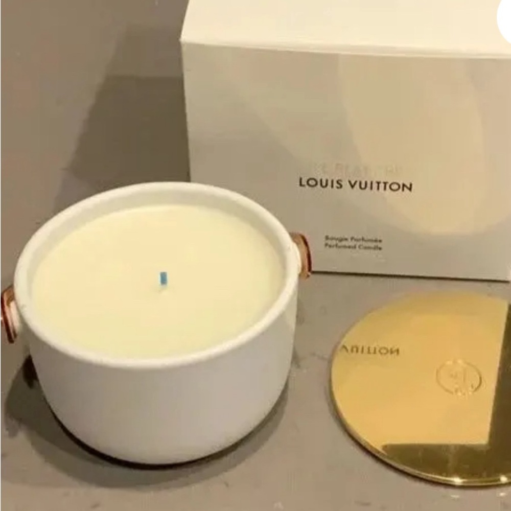 Louis Vuitton ILE Blanche medium candle